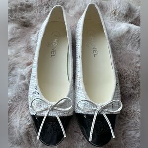COPY - Brand new flats size 37(7)
